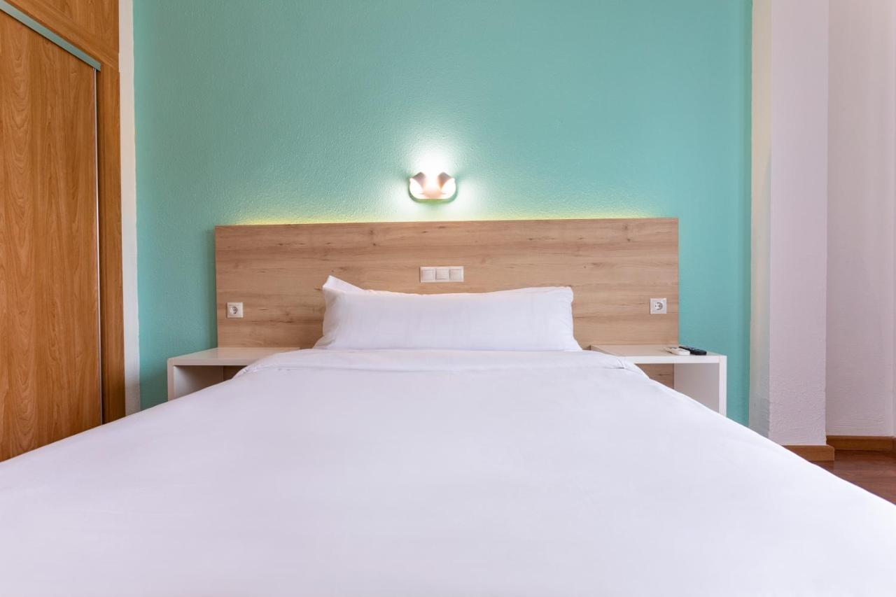 Hotel Torremolinos Centro By Croma מראה חיצוני תמונה
